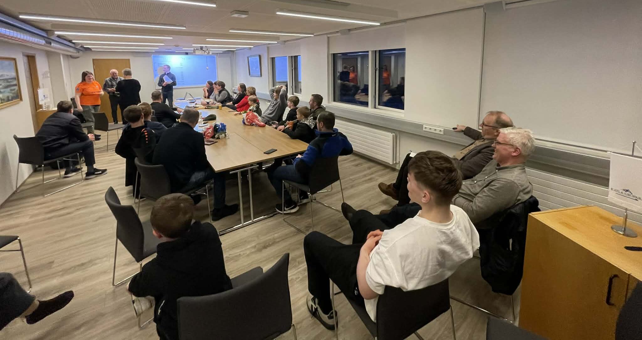 Fréttir af aðalfundi UMFÁS