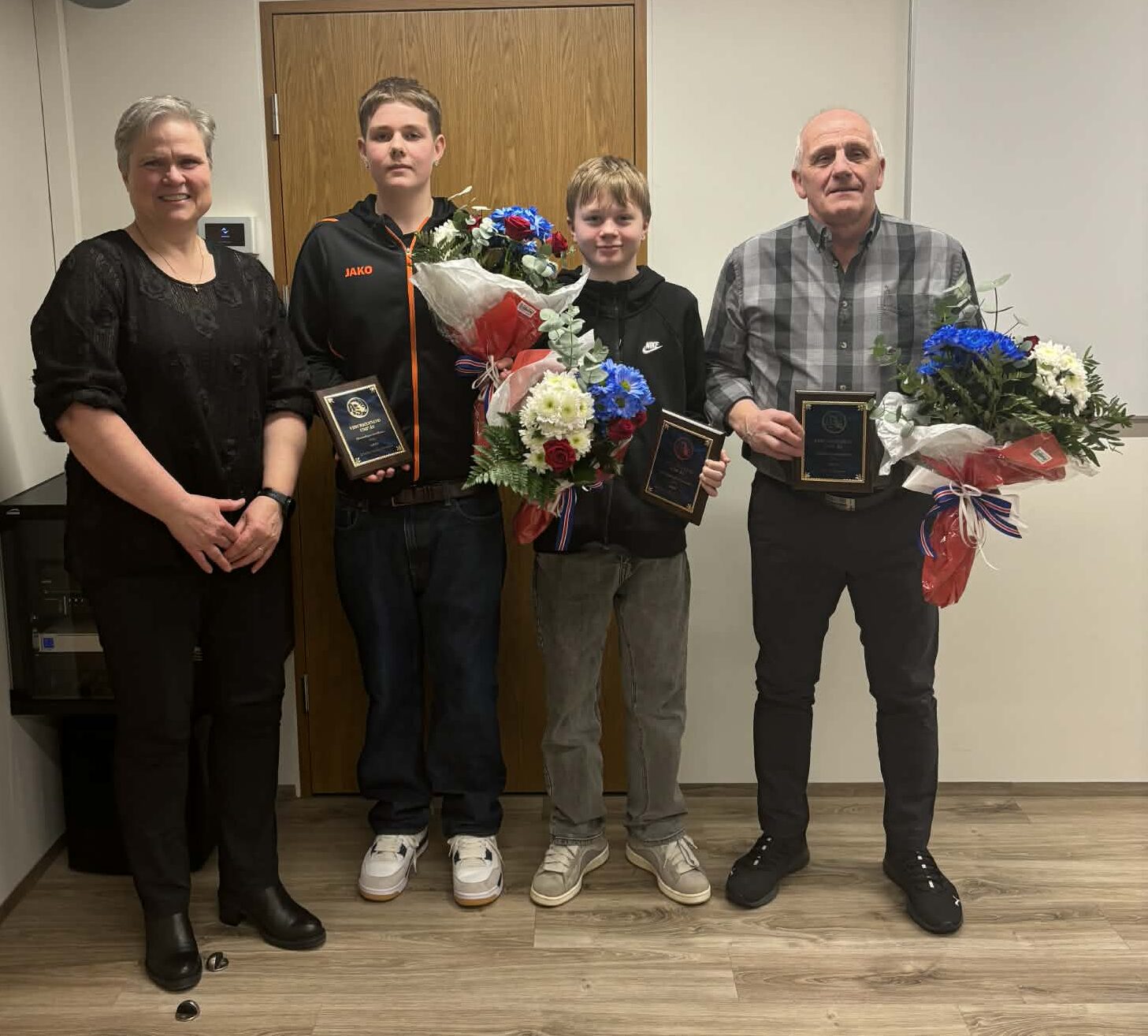 Viðurkenningar veittar á aðalfundi UMFÁS